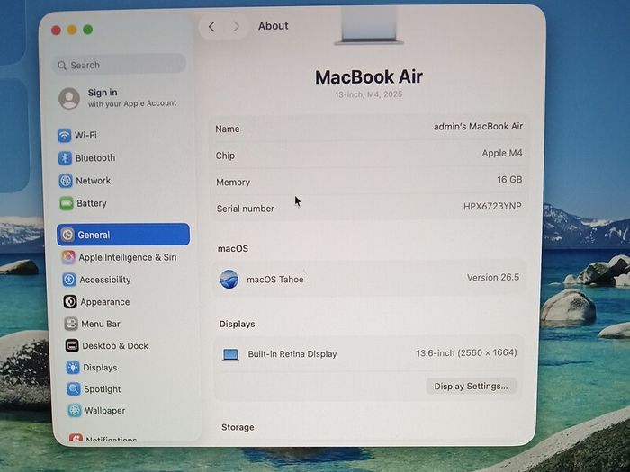 Apple 2025 MacBook Air 13-inch Laptop with M4 chip: Built for Apple Intelligence, 13.6-inch Liquid Retina Display, 16GB Unified Memory, 256GB SSD Storage