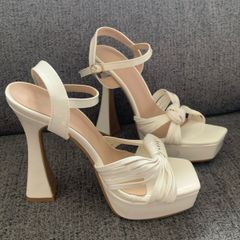 White straps sandal