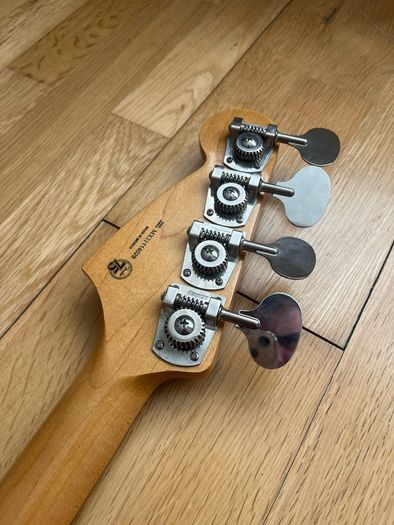 Fender Vintera 60s Mustang Bass