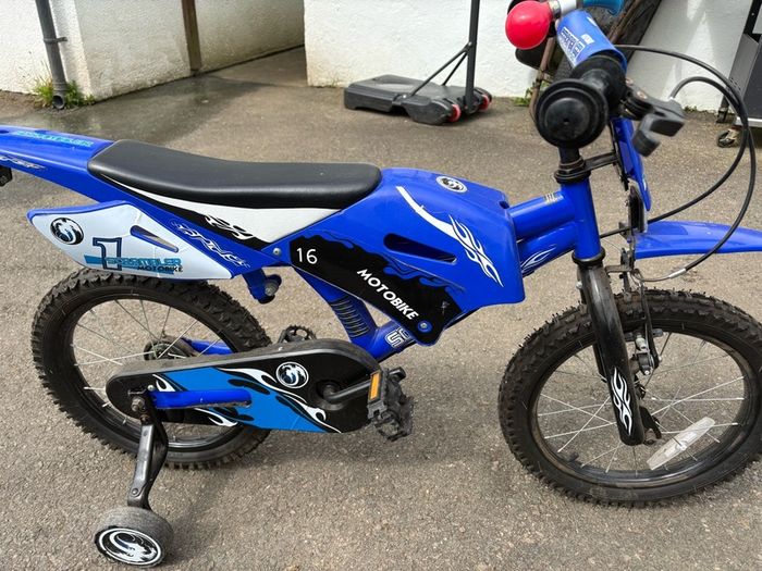 Boys bike