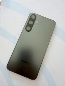 Samsung S24+ Mint Condition + Premium Bundle