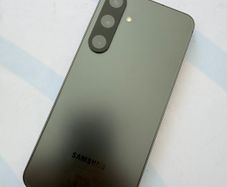 Samsung S24+ Mint Condition + Premium Bundle