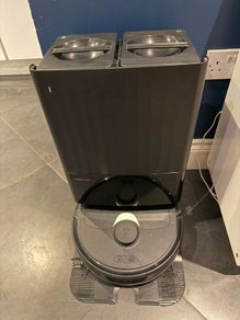 Roborock Q Revo Robot Vacuum & Mop + Auto Cleaning Dock + Lots of Spares