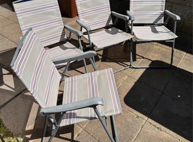 4 Foldable Garden Chairs