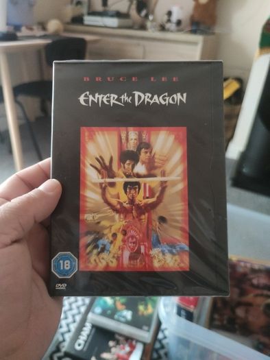 Enter the Dragon: Uncut DVD