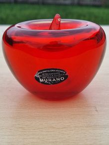 Murano glass apple