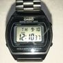 Casio  B640W watch good condition rarely worn Image 2