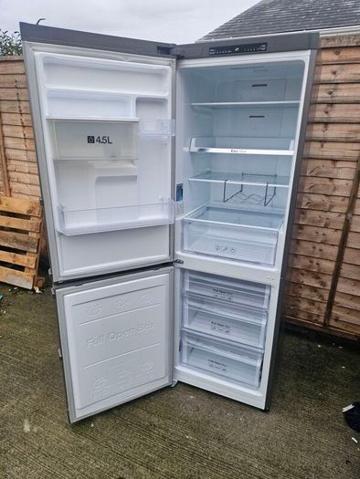 Samsung fridge freezer