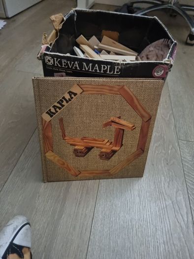 Kapla/Keva blocks (200) and book