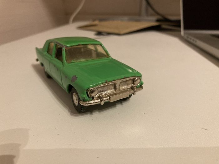 Spot-on Ford Zephyr