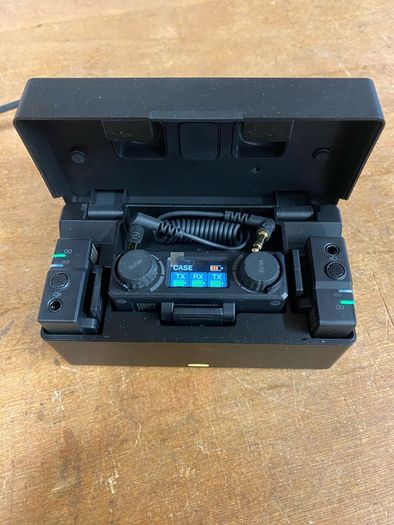 Hollyland Lark 150 Duo wireless Microphone