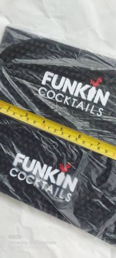 1 x funkin cocktails new rubber beer mats,, ,,,buyer collects or pays postage,,,new old stock, still in plastic, see pictures.