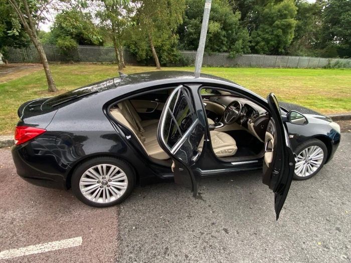 2013 Opel Insignia 2.0L Diesel