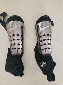Nike Chrome Shinguards