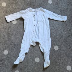 Sleepsuit / Babygrow (9-12 months)