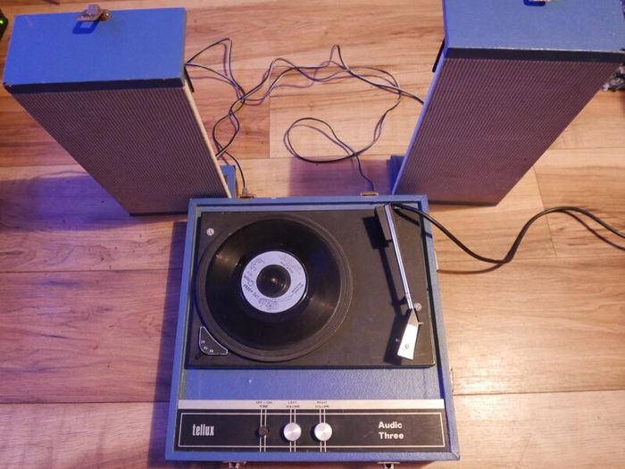 Tellux Audic Three vintage record player