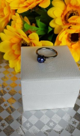 brand new pandora pearl  ring