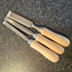 3 chisels, incl. Ward and Mawhood