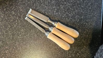 3 chisels, incl. Ward and Mawhood