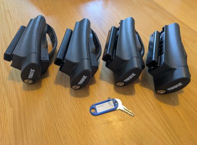 Thule Rapid System 775 Foot Pack For Raised Roof Rails (Includes Locks and Key)
