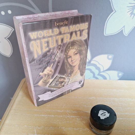 Benefit Eyeshadow Kit