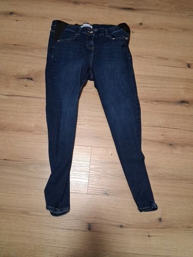 Maternity jeans size 16