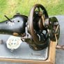 Vintage Singer Sewing Machine 1950 Hand Crank Image 9