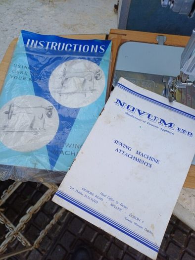 1960s Novum Manual Sewing Machine