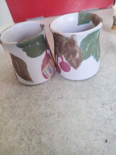 Set Of 2 Small Vessel By Conwy Pottery.