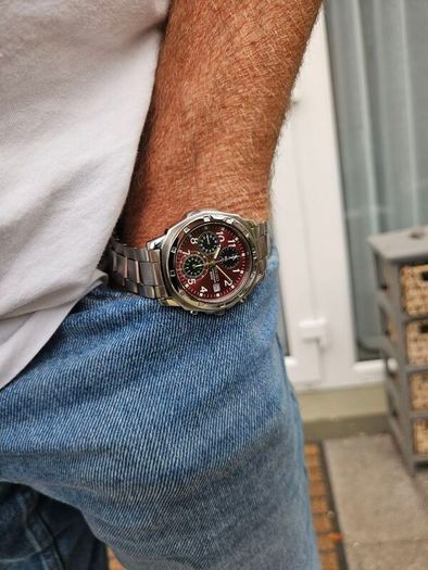 Watch Seiko Chronograph Quartz.