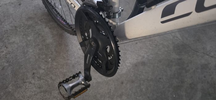 Carrera Hibrid/mountain Bike