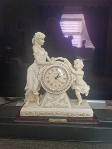 Vintage Decaprio clock