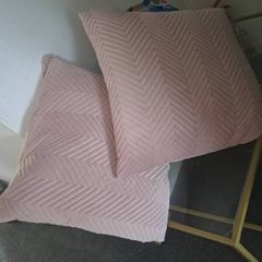 Dusty pink cushions