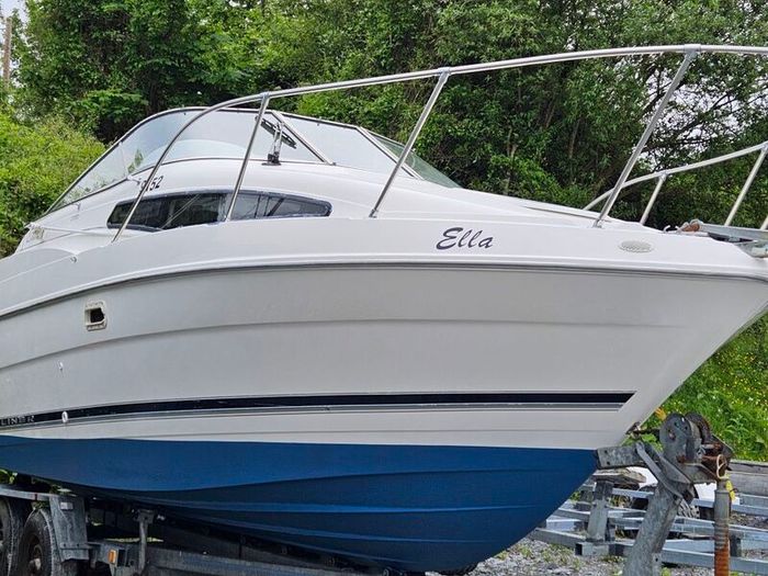 Bayliner 2355 (1999l