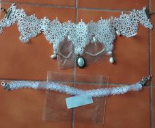 2 new lace necklaces
