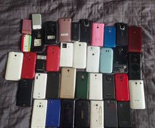 Joblot of 38 Phones Mostly for Parts or Repair
