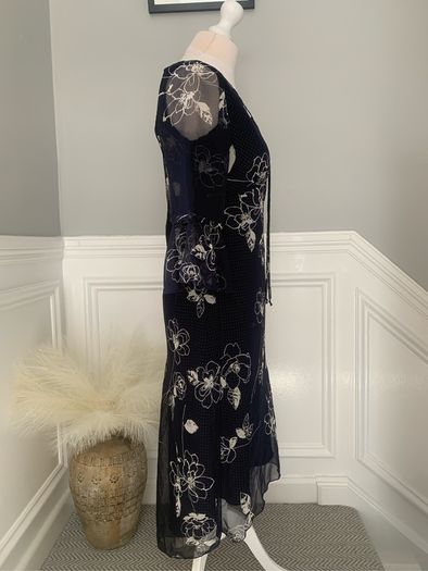 Navy & white floral print dress. Size 8