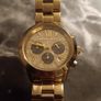 mk watch Image 2