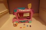 Littlest pet shop