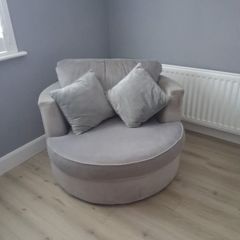 Swivel chair
