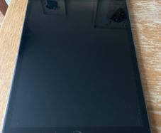 iPad 8th gen 128gb