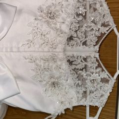 white dres