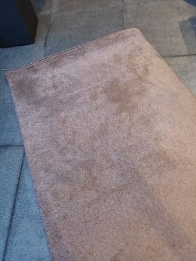 Cream/taupe rug