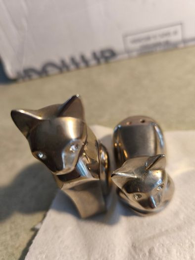 SET OF Vintage Cat Salt And Pepper Shaker