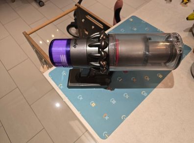 Genuine Dyson v11 hoover