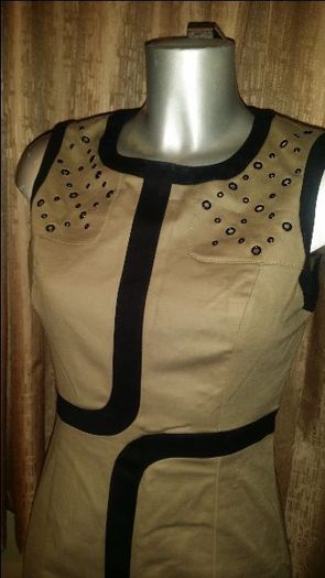 Karen Millen midi EYELET COTTON DRESS DR128/A13W Perfect condition size UK10 EU38 Postage included