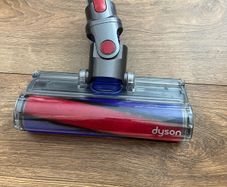 Dyson head