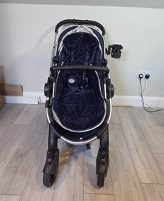 iCandy pram in navy blue (2019 edition)