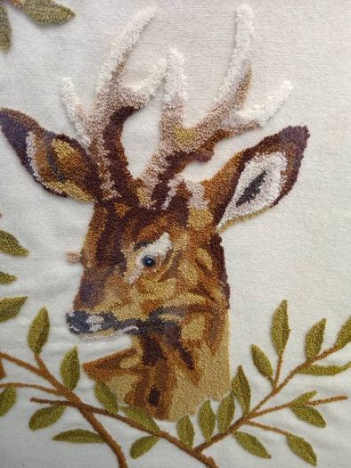 Beautiful Embroidery Big Fire Screen, Crack