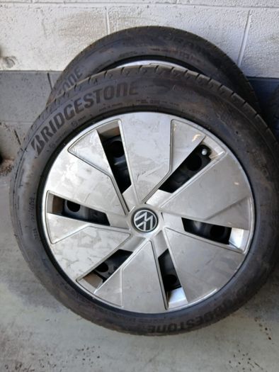 Steel wheels, hubcaps & tyres - VW id3